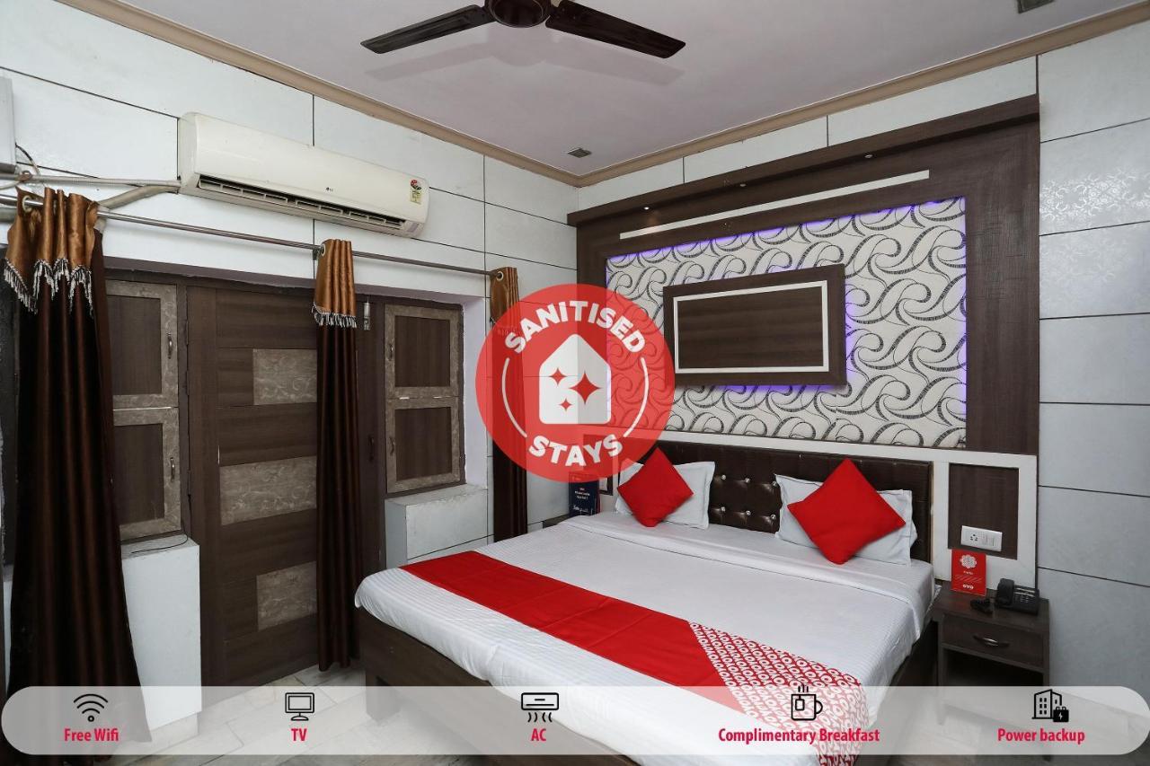 Oyo 29411 Hotel Vanshika Агра Экстерьер фото