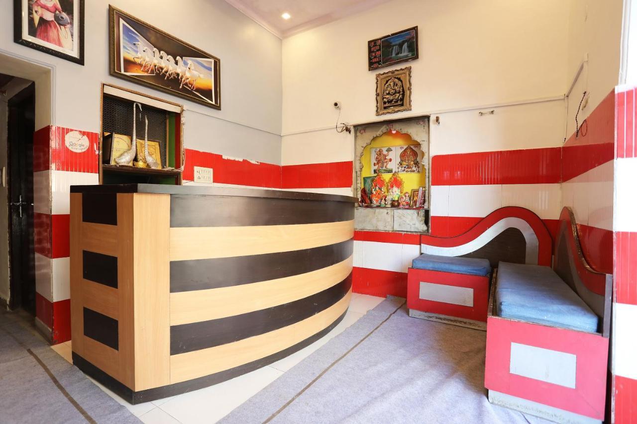 Oyo 29411 Hotel Vanshika Агра Экстерьер фото