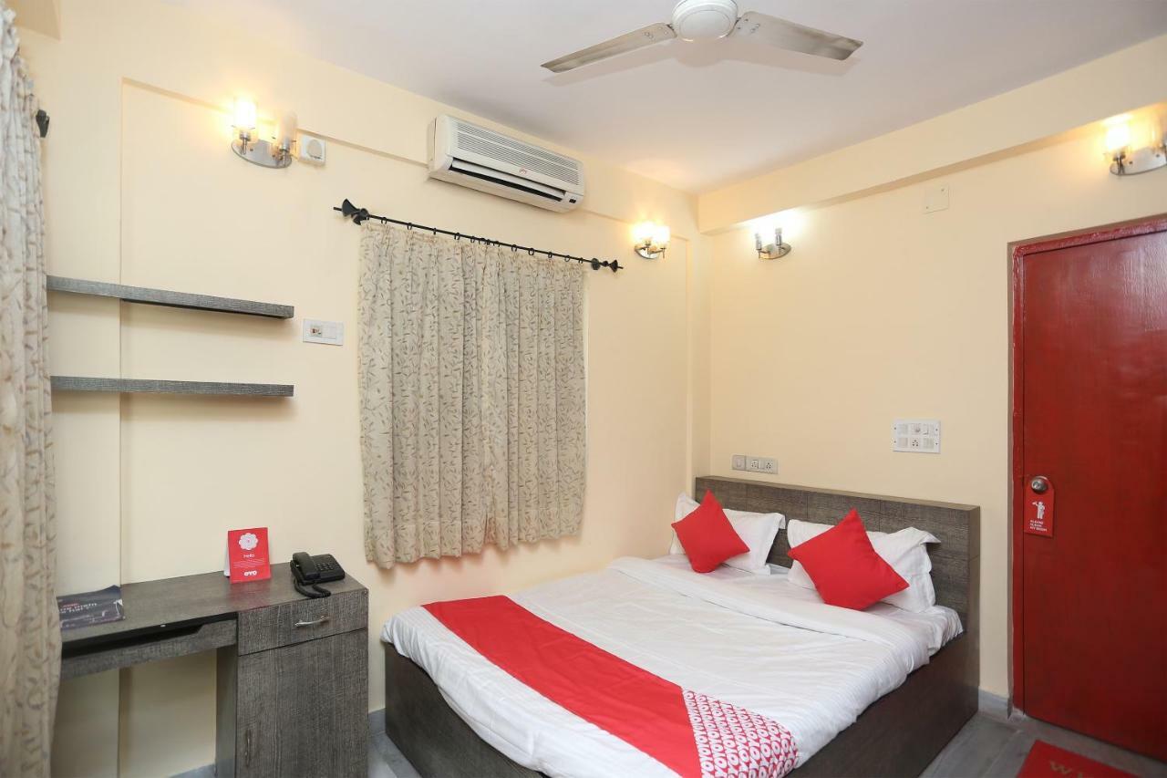 Oyo 29411 Hotel Vanshika Агра Экстерьер фото