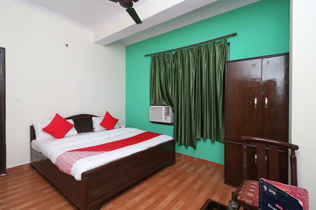 Oyo 29411 Hotel Vanshika Агра Экстерьер фото
